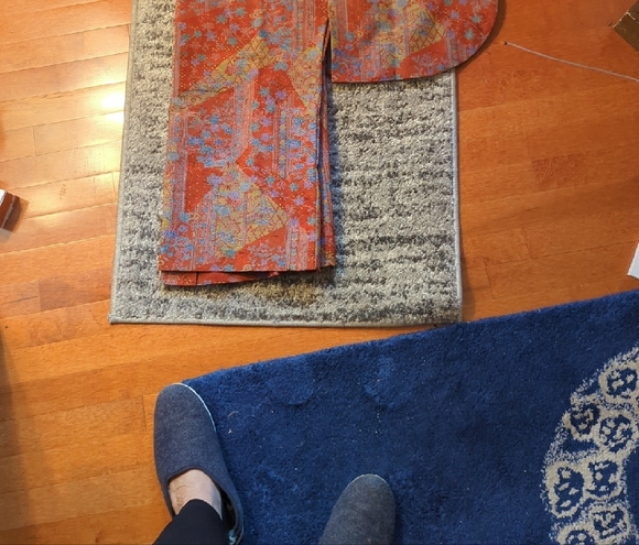 Vintage Kimono with Floral Pattern - Picture 4 of 4